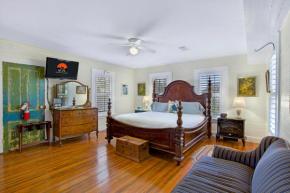 Swing On Inn- Suite Thyme